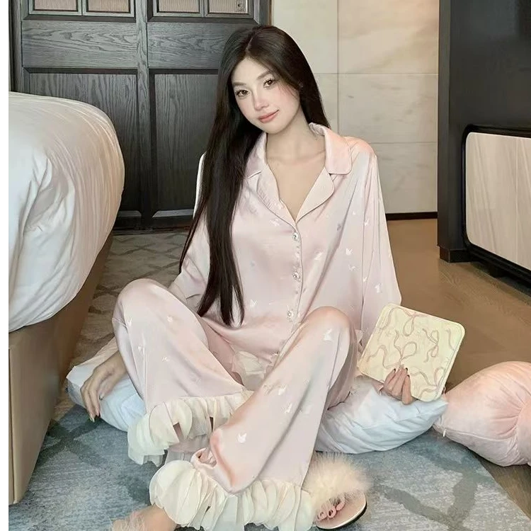 秋季冰丝长袖睡衣女蝴蝶印花温柔浪漫感家居服