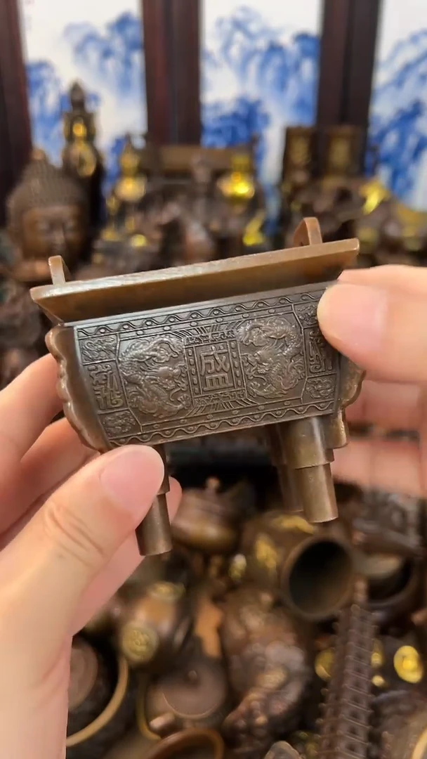 诚信经营  铜器摆件