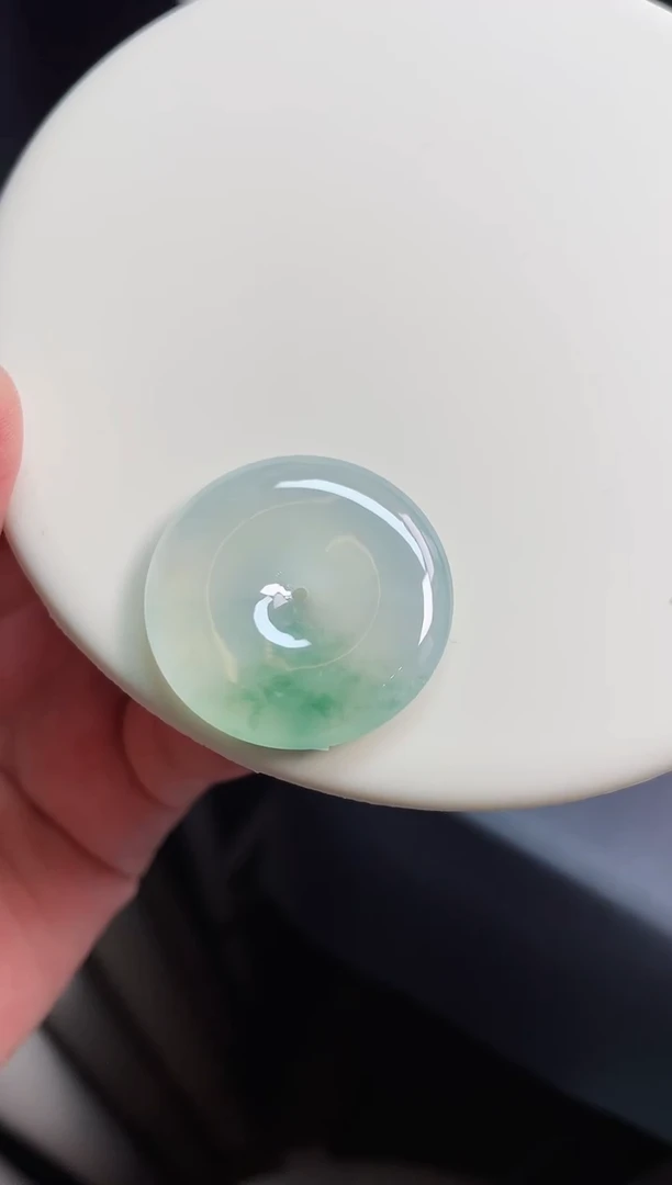 翡翠未镶嵌颈饰平安扣 尺寸 31   5.7mm