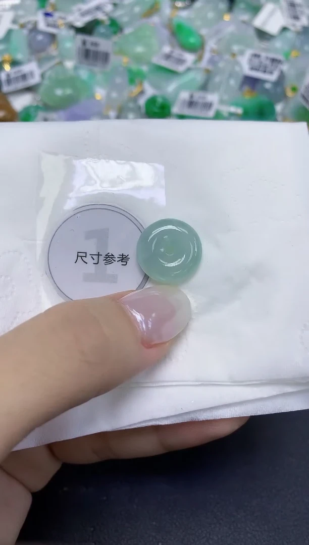 颈饰未镶嵌翡翠天然缅甸翡翠A货百元以上9元证书费自理