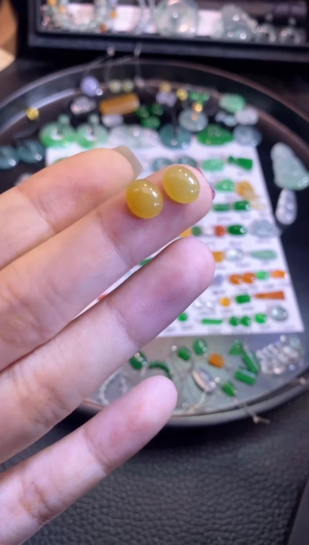 翡翠摆件未镶嵌蛋