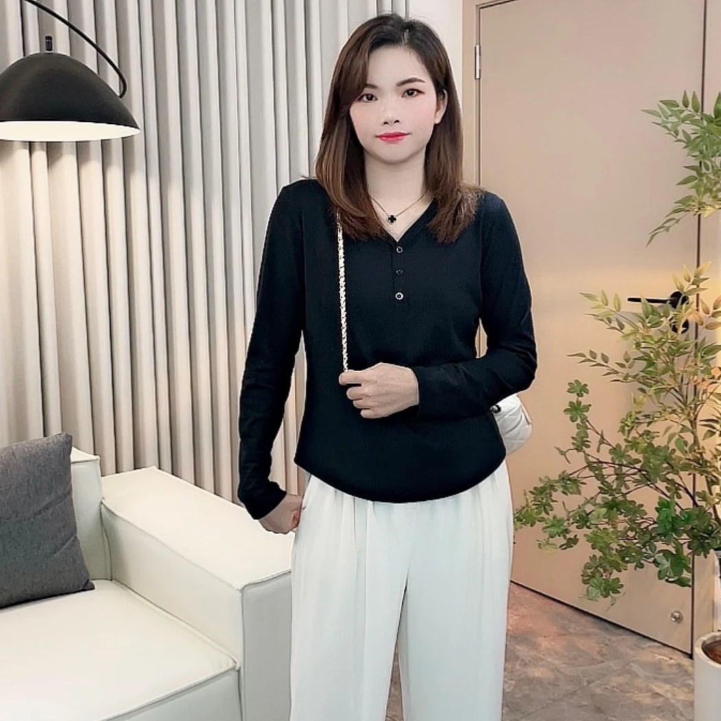 CIFANG/茨芳2025秋季新款v领纽扣上衣黑色t恤棉 时尚洋气大码显瘦