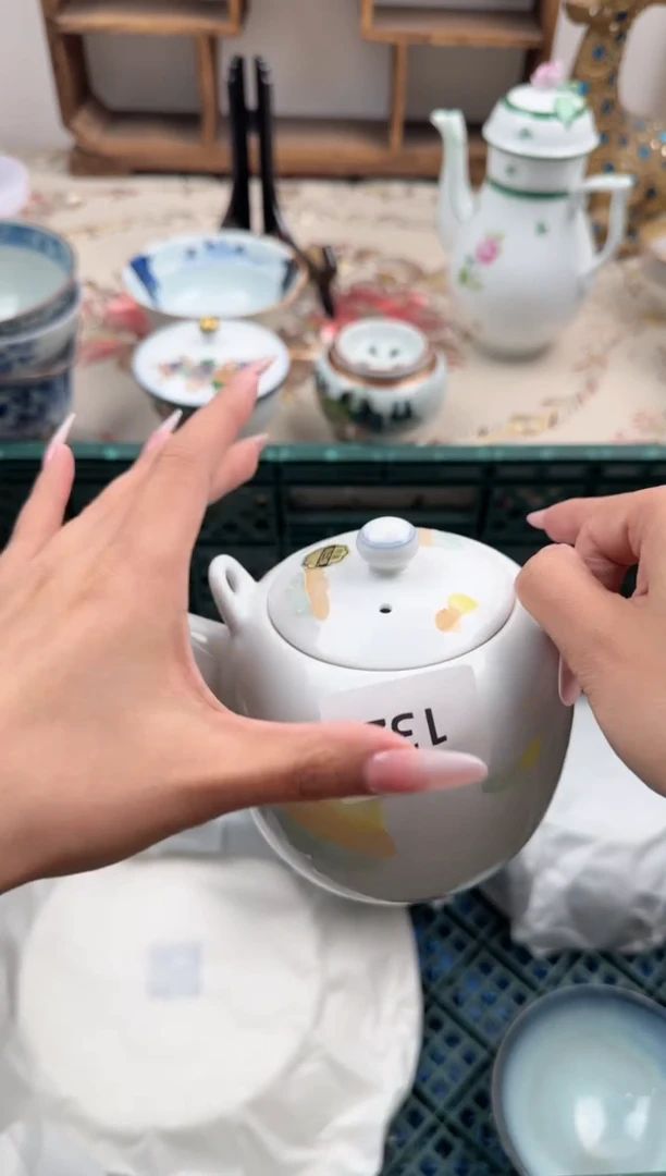 瓷片茜B       132