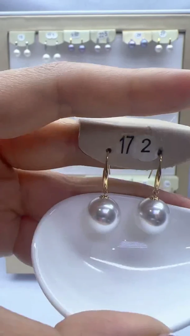 【闪购商品】淡水珍珠耳饰18K金镶嵌172