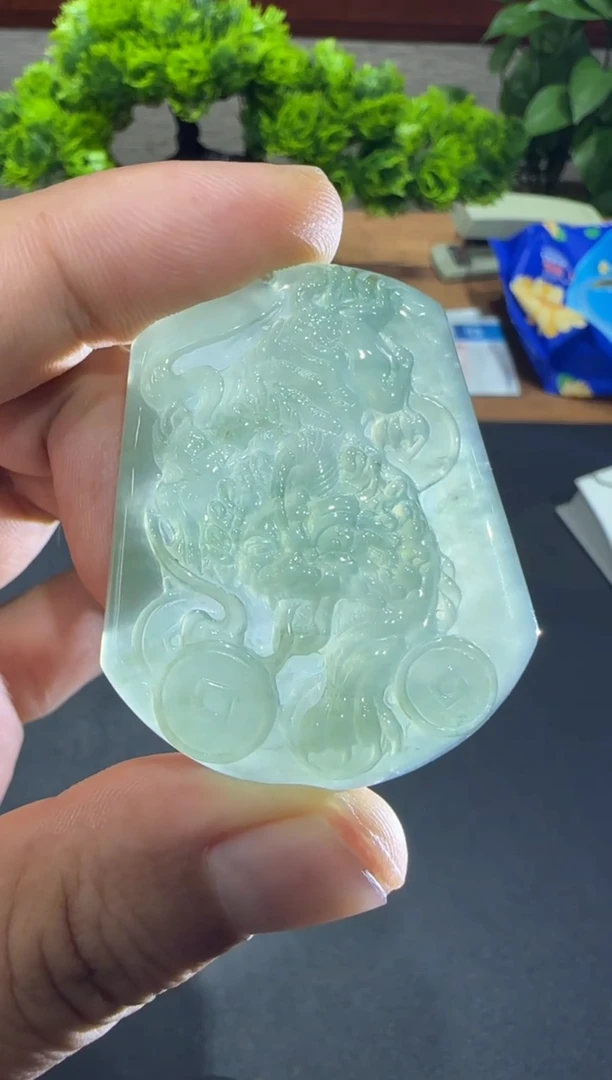 未镶嵌挂件翡翠A货翡翠多样性孤品