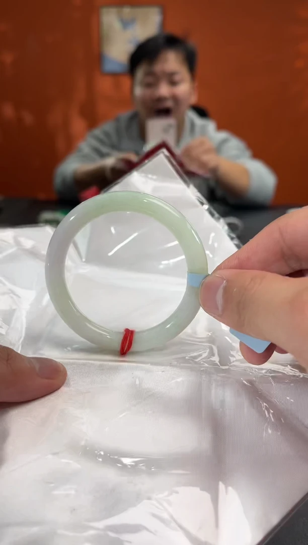 未镶嵌手镯翡翠50