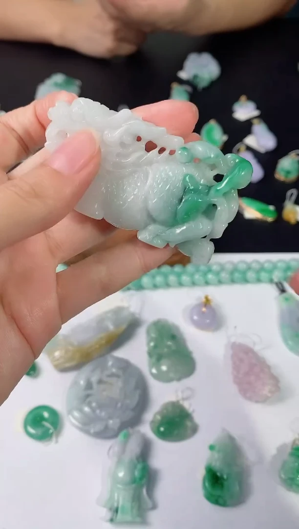 未镶嵌摆件翡翠927