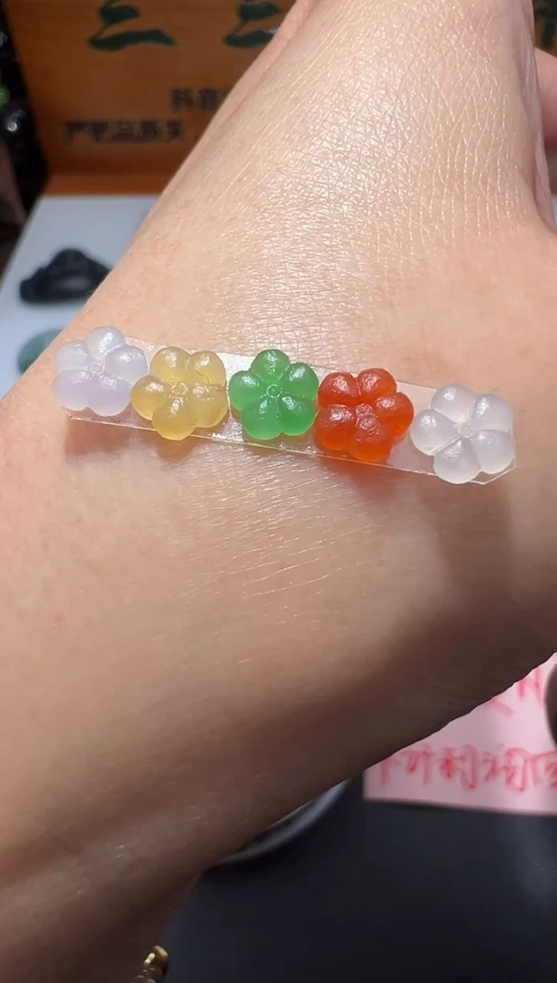 【闪购商品】定制翡翠未镶嵌花花