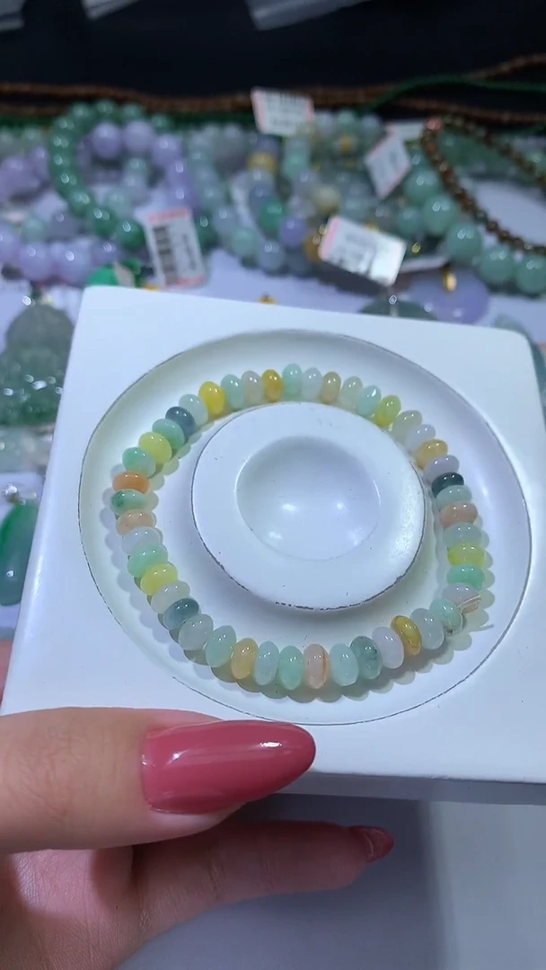 颈饰未镶嵌翡翠ZX018767