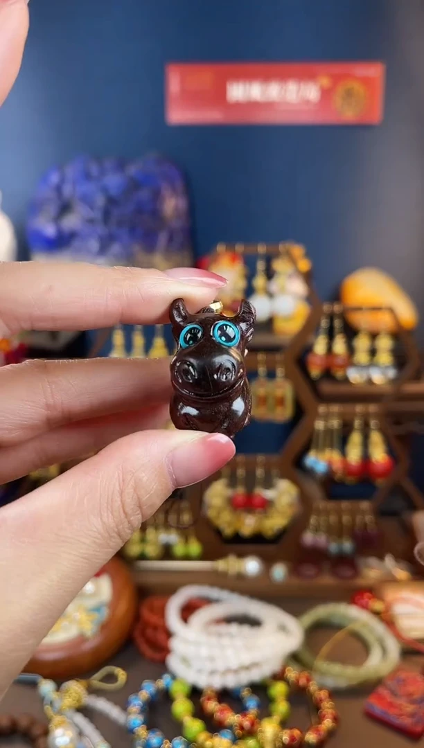 其他小叶紫檀，牛小叶紫檀挂件