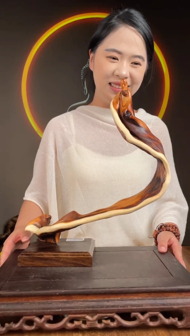 柏木（崖柏）手工摆件,先抢先得! 编号:56