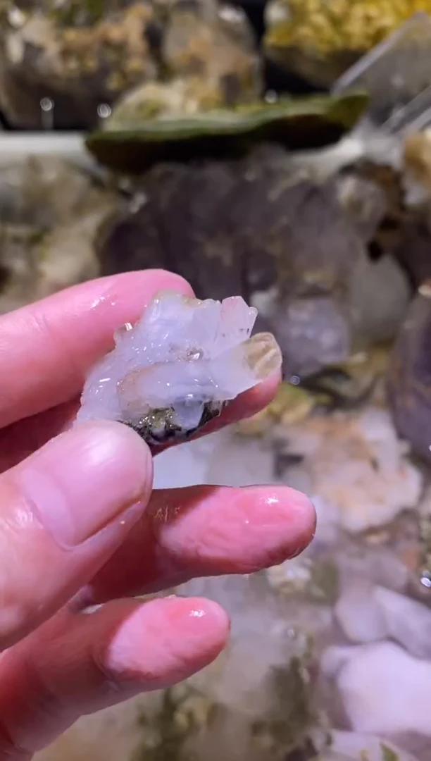 未镶嵌珠宝半成品水晶86号四川超七花园水晶