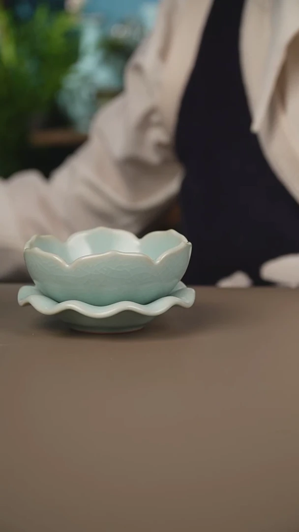 仿古天青莲花茶漏