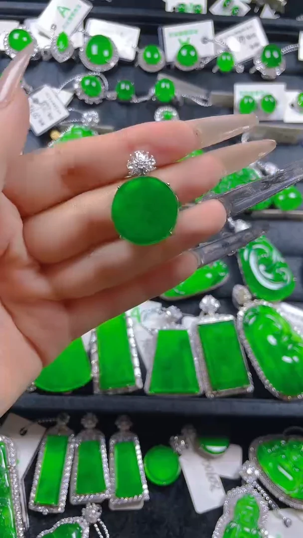 翡翠银S925镶嵌颈饰11