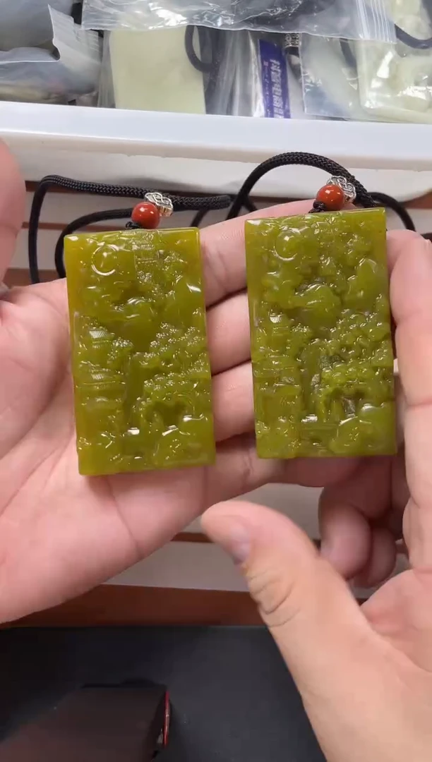 未镶嵌岫玉其它多样性发货一件