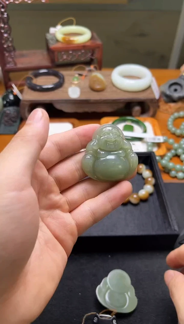 吊坠(不含链)未镶嵌和田玉青海青白 佛公 水线