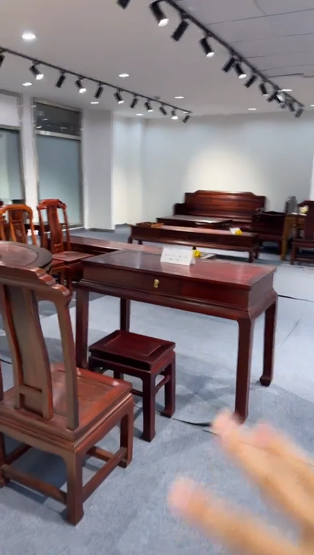 黑酸枝木类家具昆****水118书桌+状元凳+餐椅