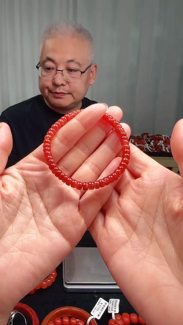 未镶嵌多样性发一件南红玛瑙6MM精工原矿九口直切手串