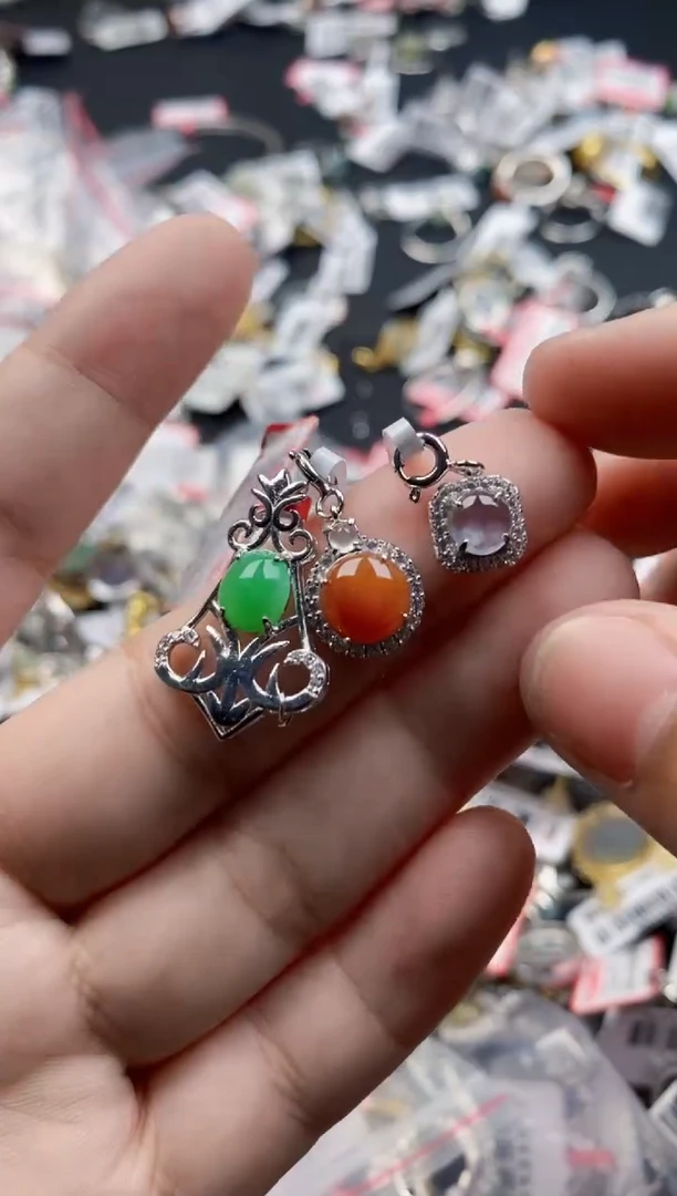 翡翠戒指银S925镶嵌7777     10