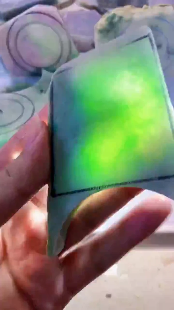 颈饰未镶嵌翡翠缅甸A货翡翠史964