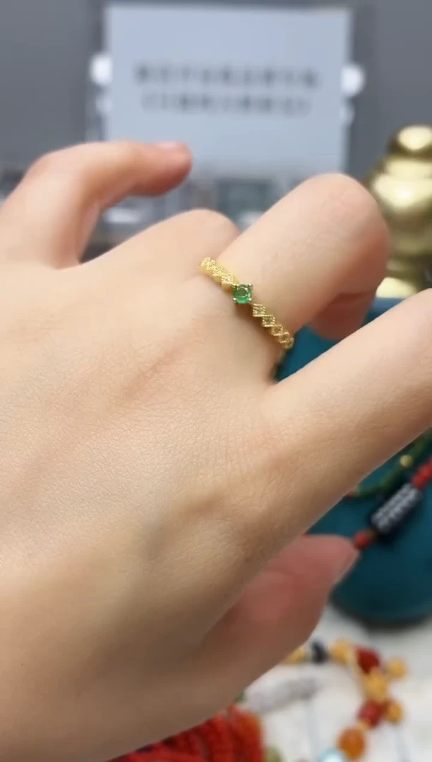 银S925镶嵌戒指祖母绿139BJ1213产品一个（多样性）