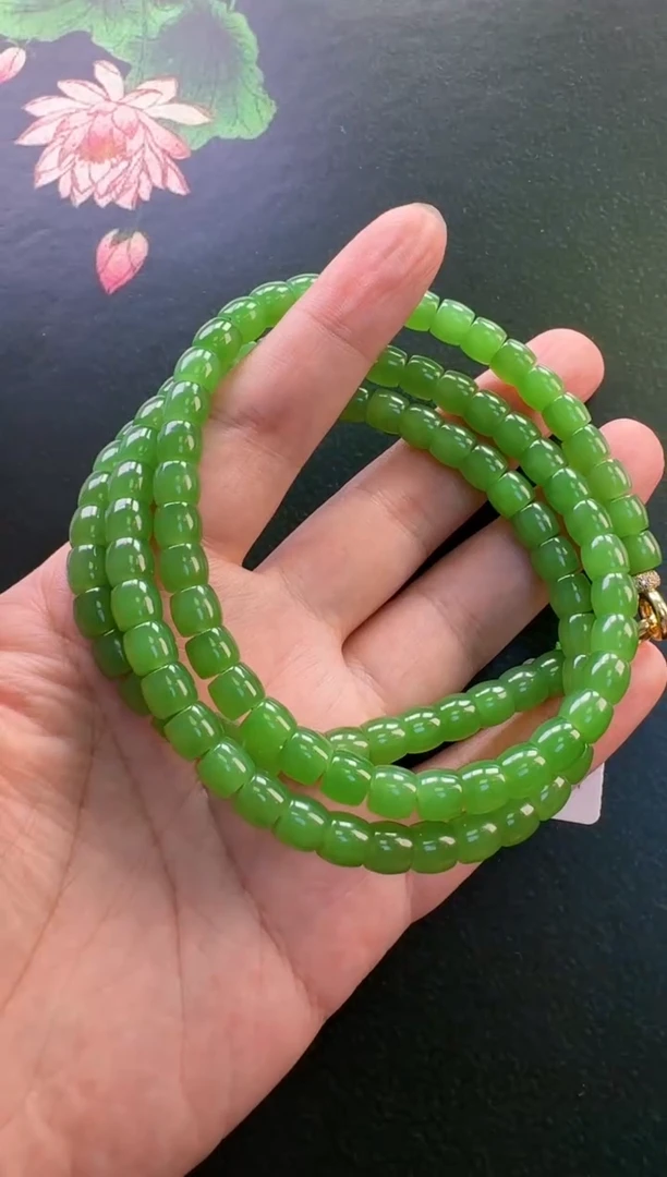 颈饰未镶嵌和田玉项链