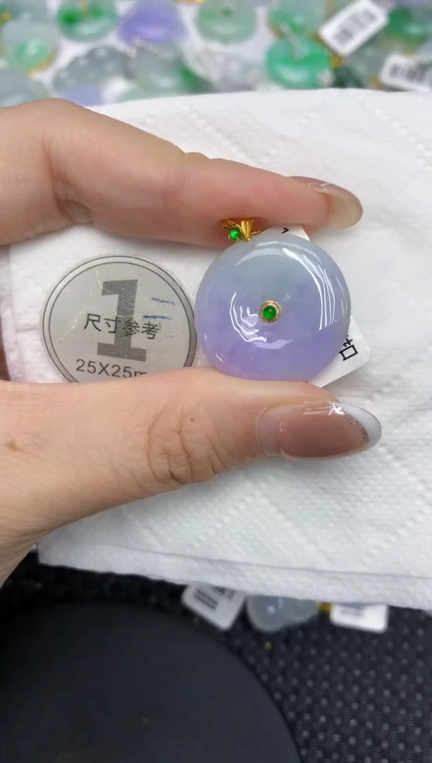 颈饰18K金镶嵌翡翠1111111