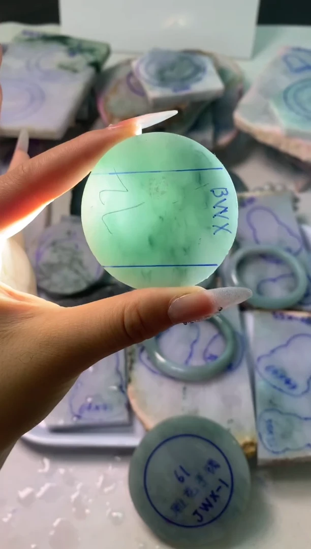 未镶嵌定制翡翠翡翠玉石