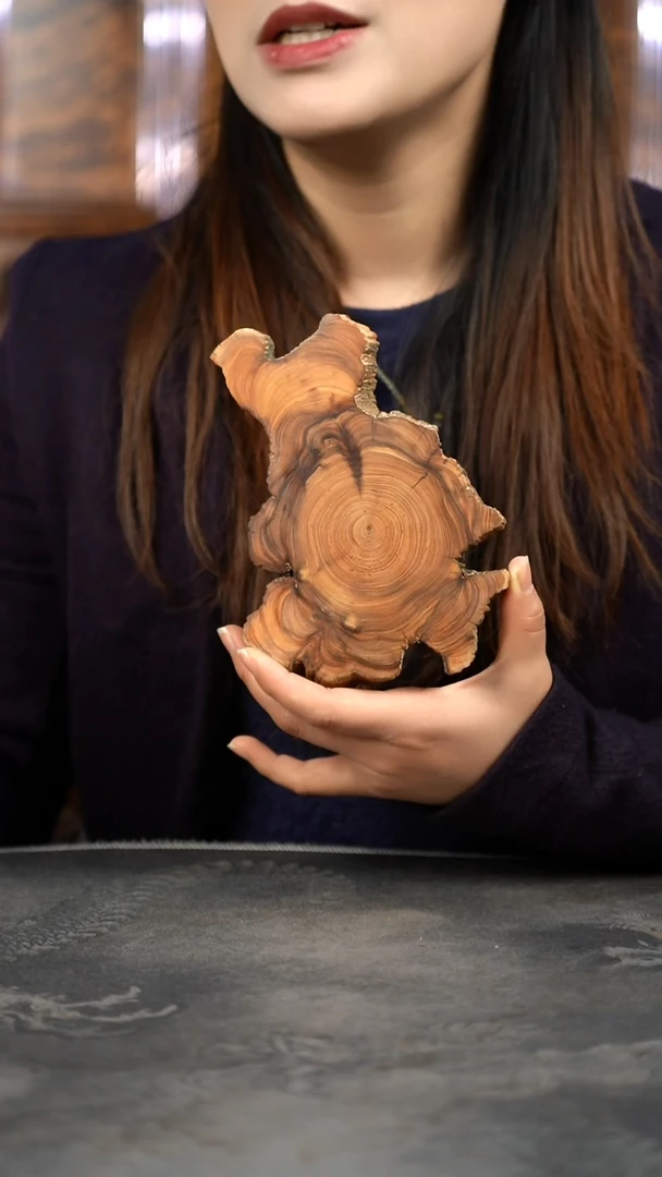 【闪购商品】柏木（崖柏）木雕351淳化黑油像型香片