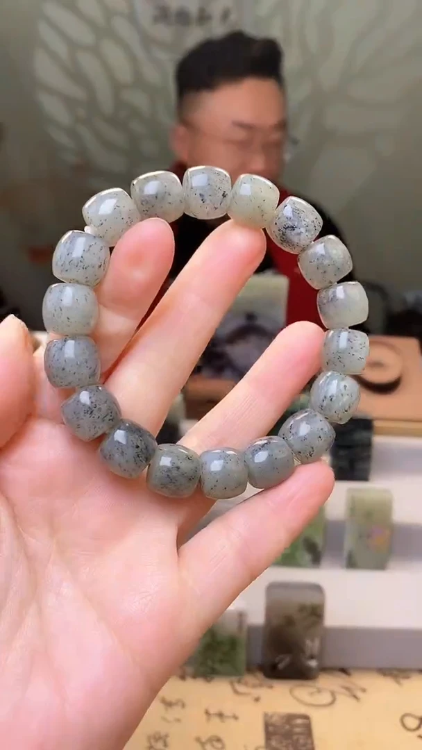 【闪购商品】和田玉把件未镶嵌166