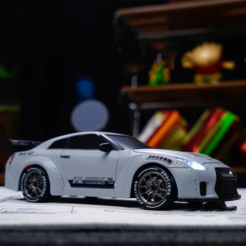RC遥控车可漂移GTR全比例油门赛车模型四驱高速男孩RC遥控车玩具