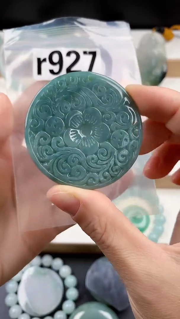 颈饰未镶嵌翡翠天然翡翠吊坠挂件