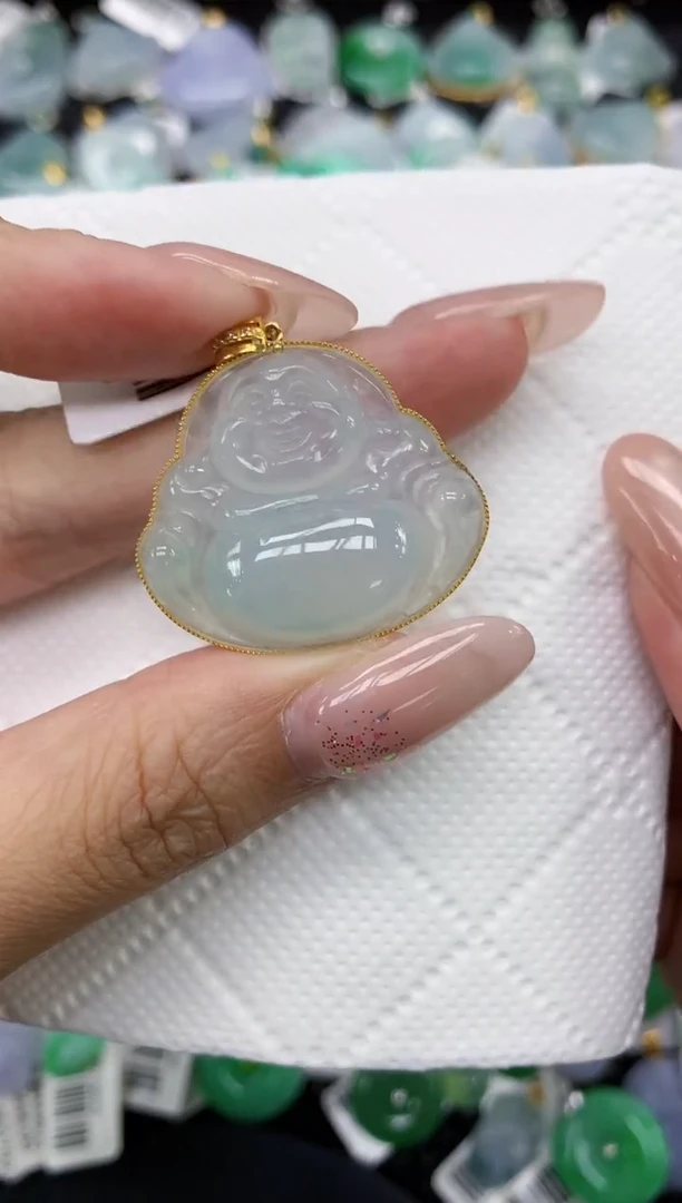 颈饰18K金镶嵌翡翠 1111111111