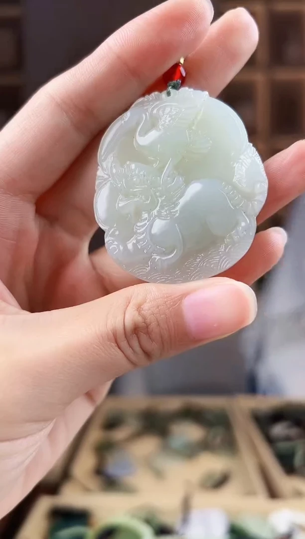 颈饰未镶嵌和田玉拍一发一，多样性发货