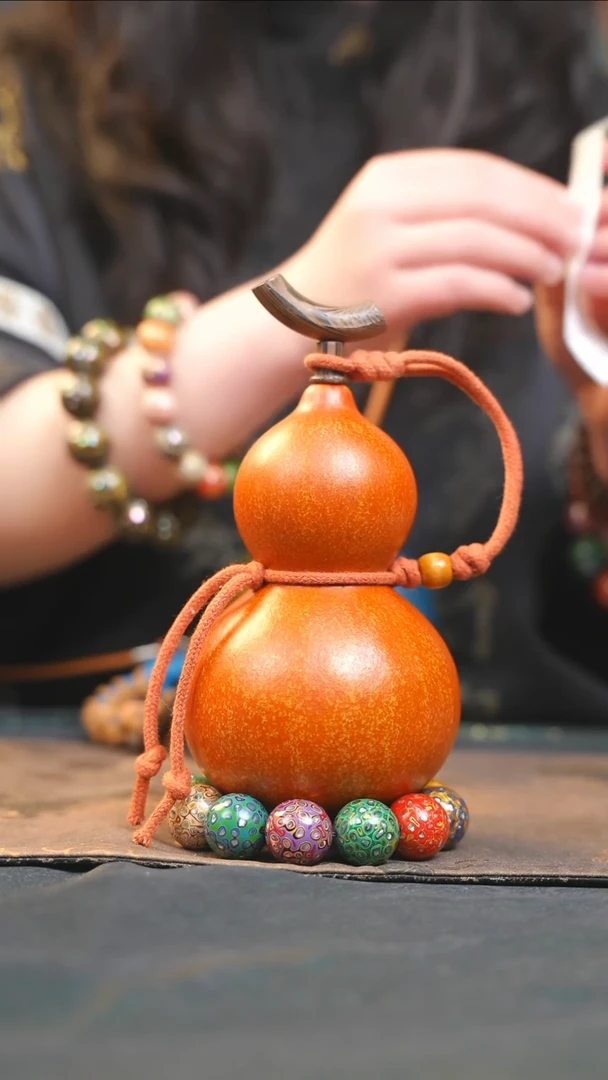 【闪购商品】YU137大漆酒葫芦不包手串及旋转底座