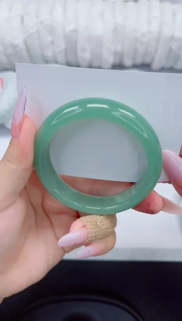 石英质玉手镯未镶嵌62-54/55