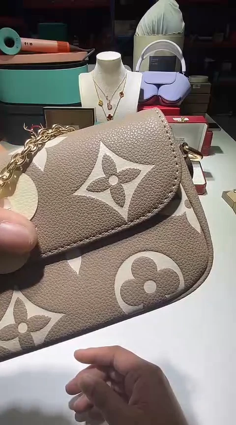 瓷片生活的本意就是开心@@1