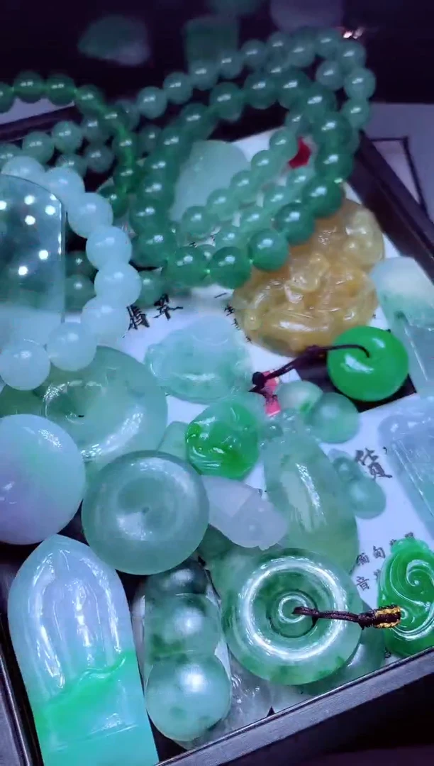 未镶嵌定制翡翠孜****#翡翠毛货定制