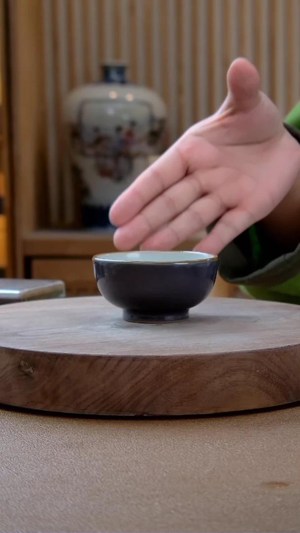 【闪购商品】拾玉窑黛紫普洱杯。。。。。