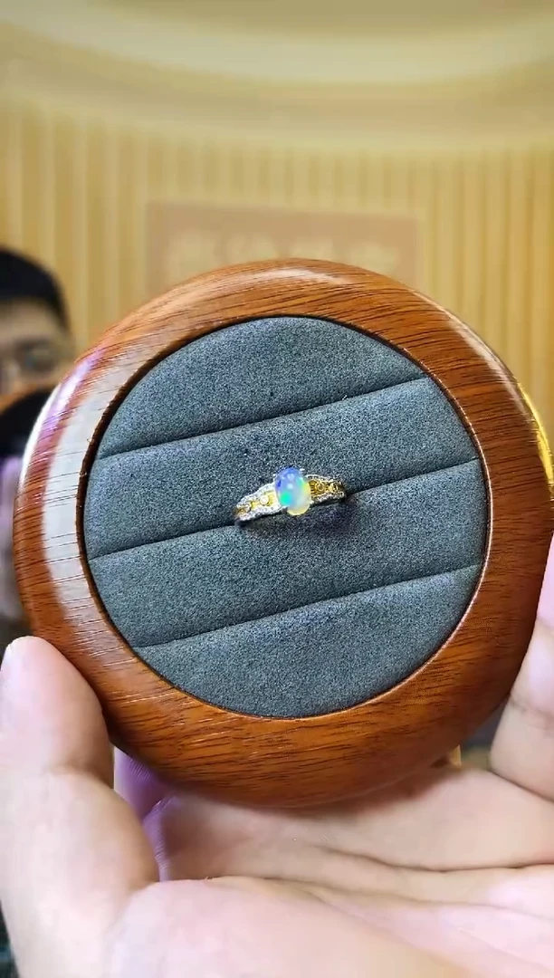 【闪购商品】欧泊戒指银S925镶嵌欧泊