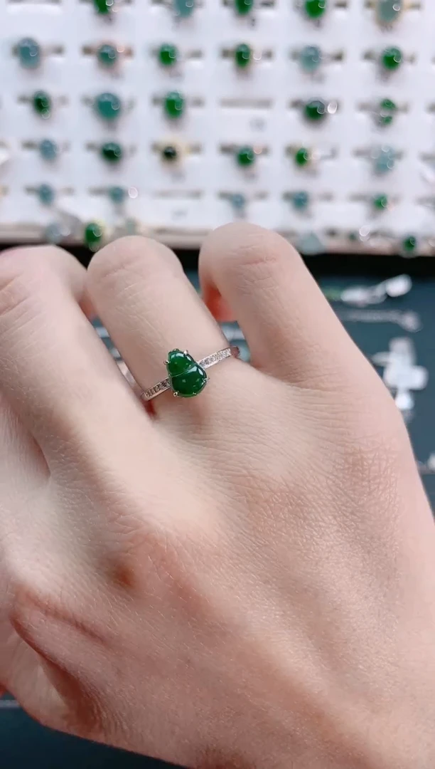 【闪购商品】翡翠戒指银S925镶嵌天然翡翠