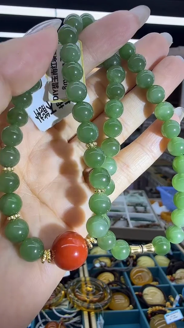 颈饰未镶嵌和田玉269秒拍号 假一罚三