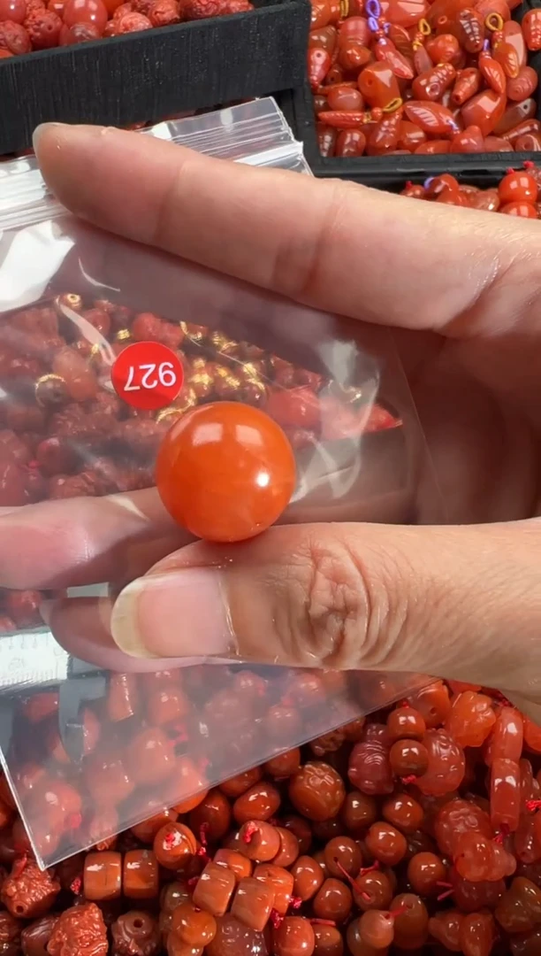 【闪购商品】南红玛瑙颈饰未镶嵌1