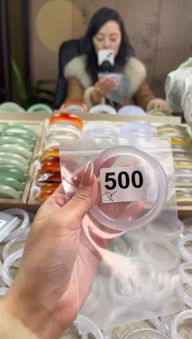 手镯玛瑙/玉髓未镶嵌500