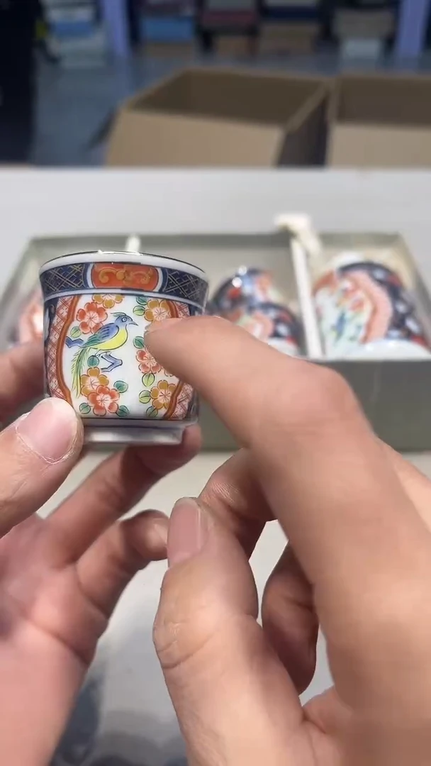 手工艺品琉璃小* 城城工艺品店