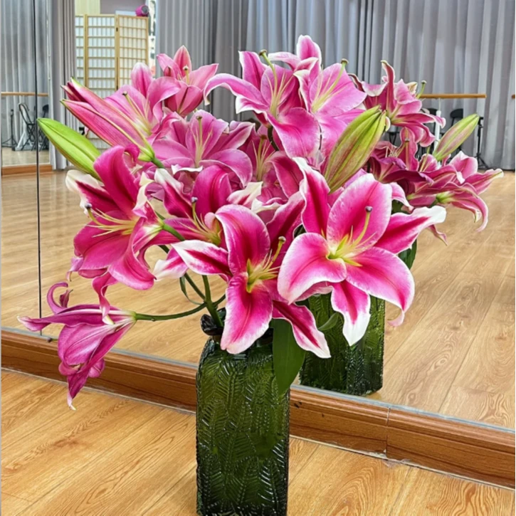 花满忆【粉百合】3枝双头百合任意满两单顺丰包邮三单送花瓶今天拍明天到次日达