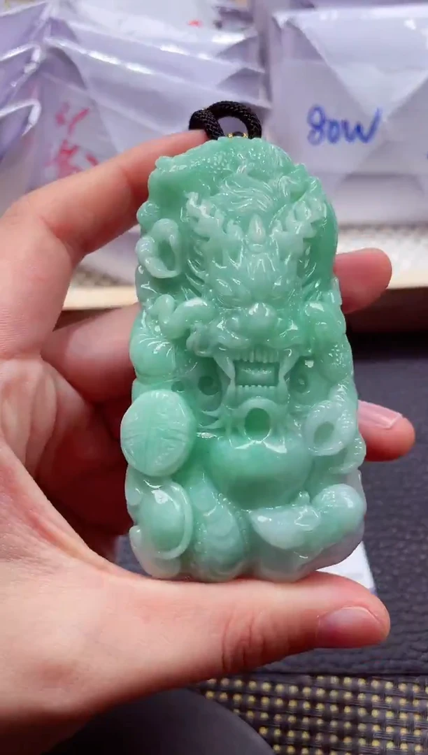 未镶嵌挂件翡翠000888