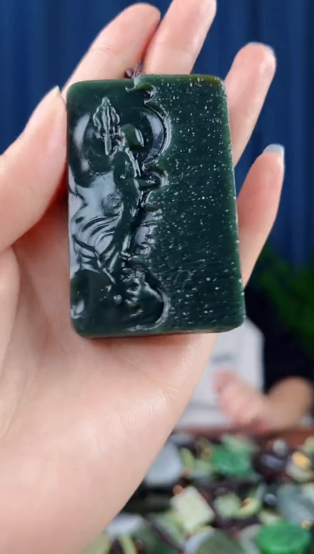 未镶嵌和田玉挂件拍一发一