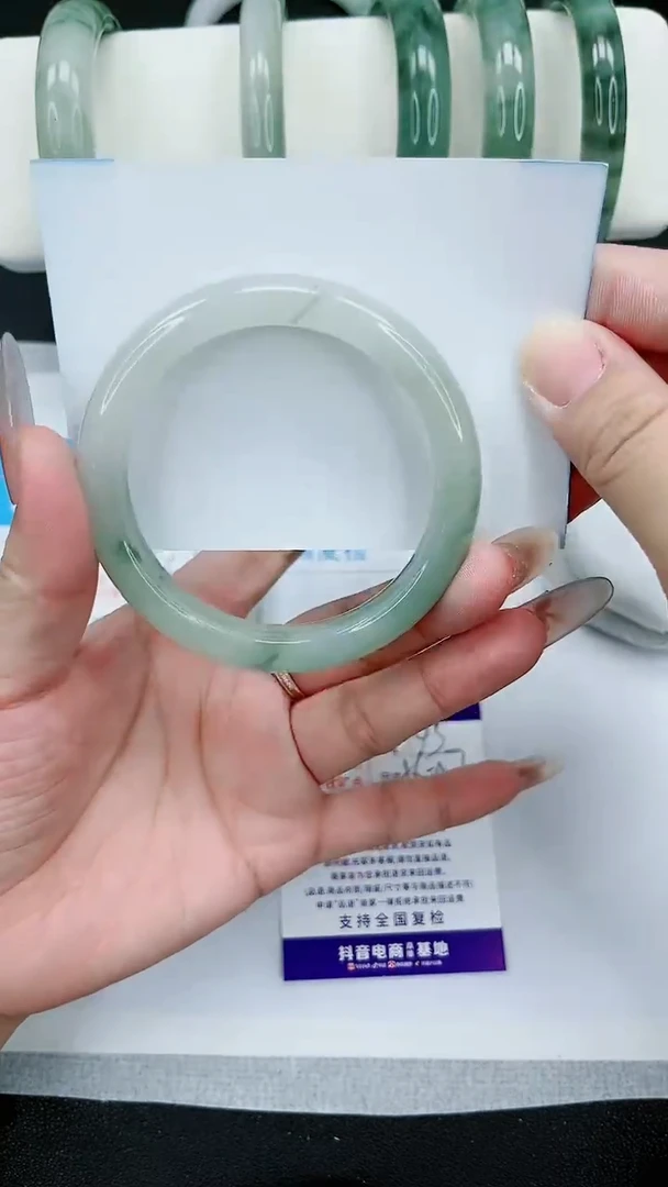 【闪购商品】石英质玉手镯未镶嵌143号/56-57圈