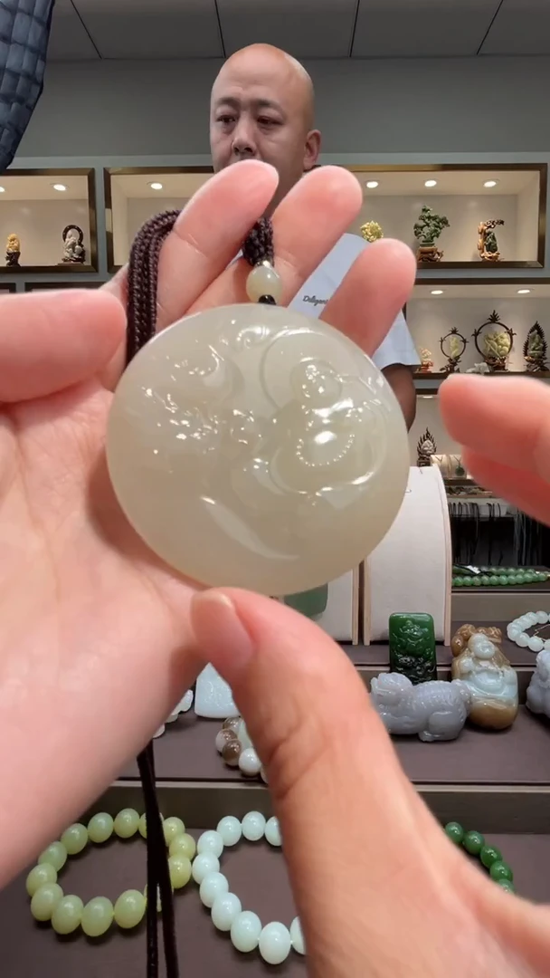 颈饰未镶嵌和田玉苏